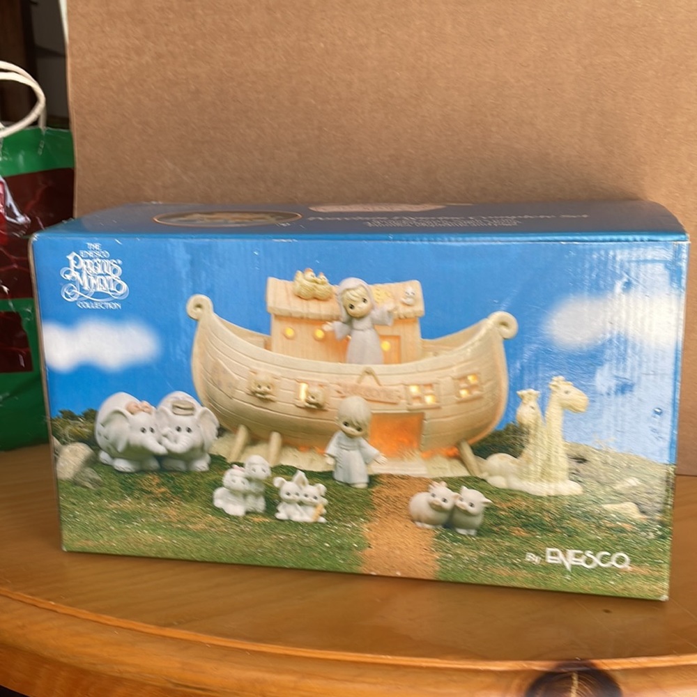 New Enesco Precious Moments Two by Two Noah's Ark 8 Pieces Complete Set 530948